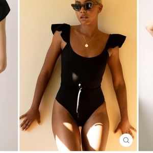 Londre bathing suit size M